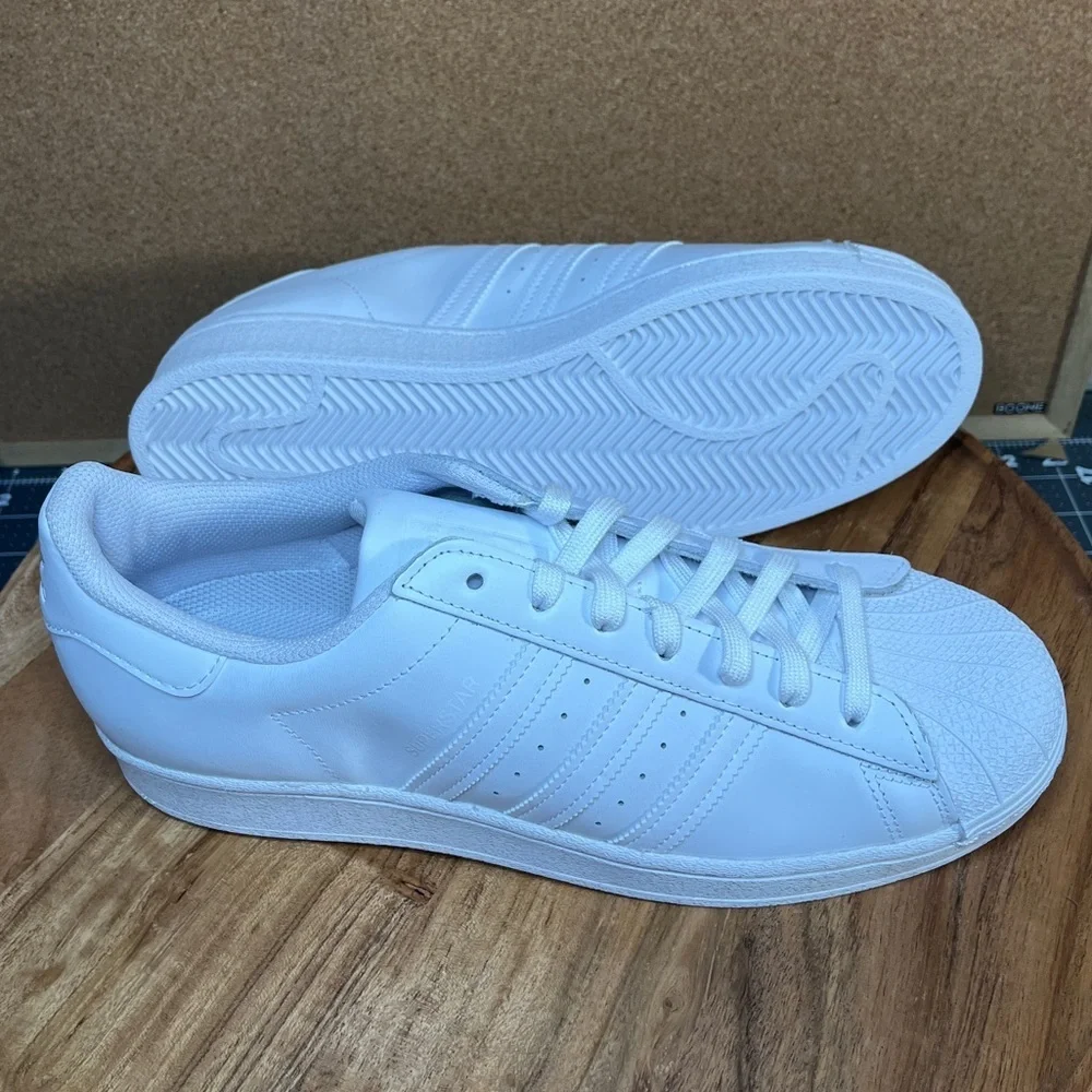 Adidas
Superstars 2
Brand new - Picture 6 of 9